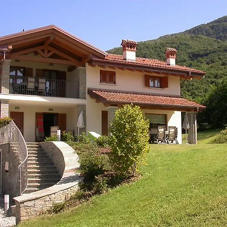Apartman Sole E Luna - Sole Garten Ferienwohnung Colico
