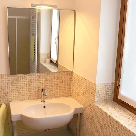 Apartman Sole E Luna - Sole Garten Ferienwohnung Colico